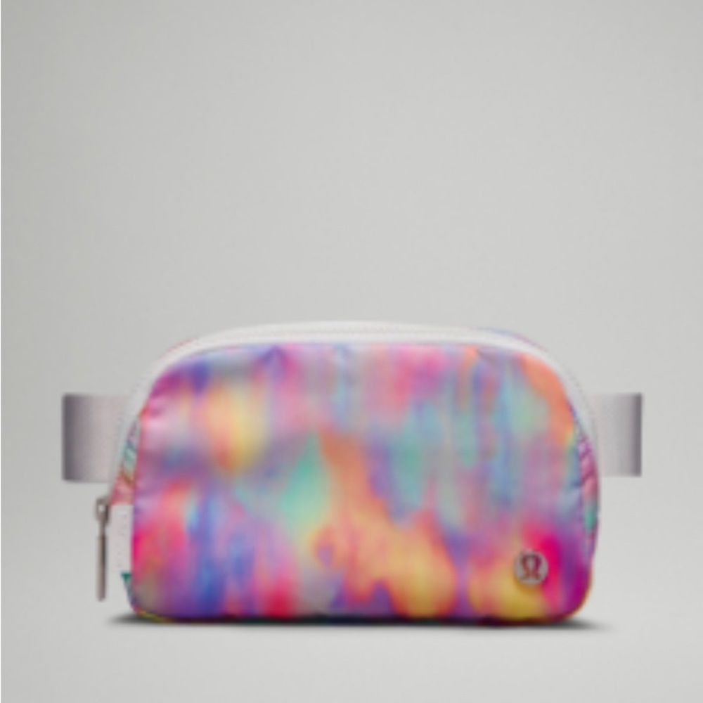 Lululemon prism crossbody belt bag